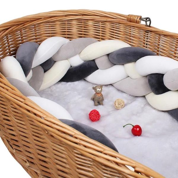 cute tour de lit tresse blanc gris clair noir beige