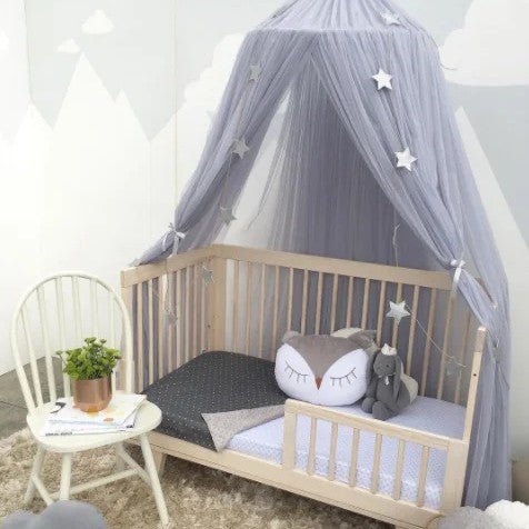 ciel de lit decoration nurserie