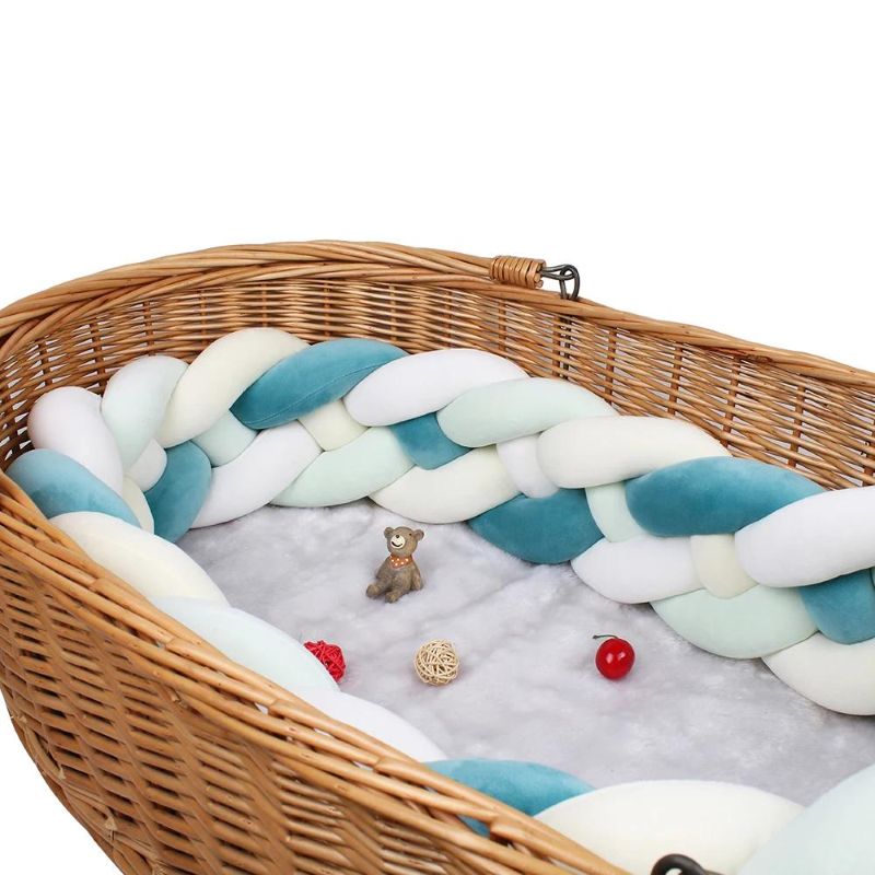 tresse de lit bebe fonction protectrice bleu royal menthe